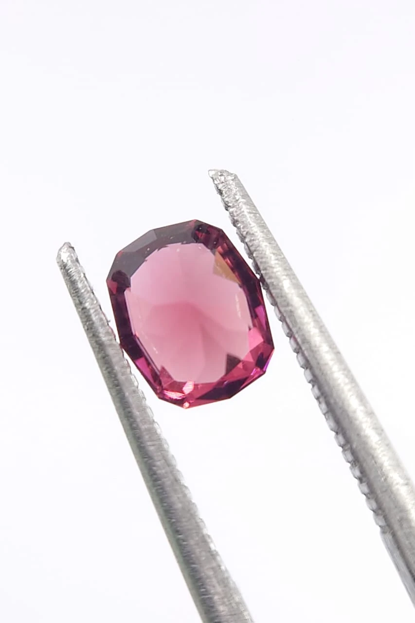1ct Natural Malaya Garnet Fancy Cut Loose Gemstone From Tanzania — view 4